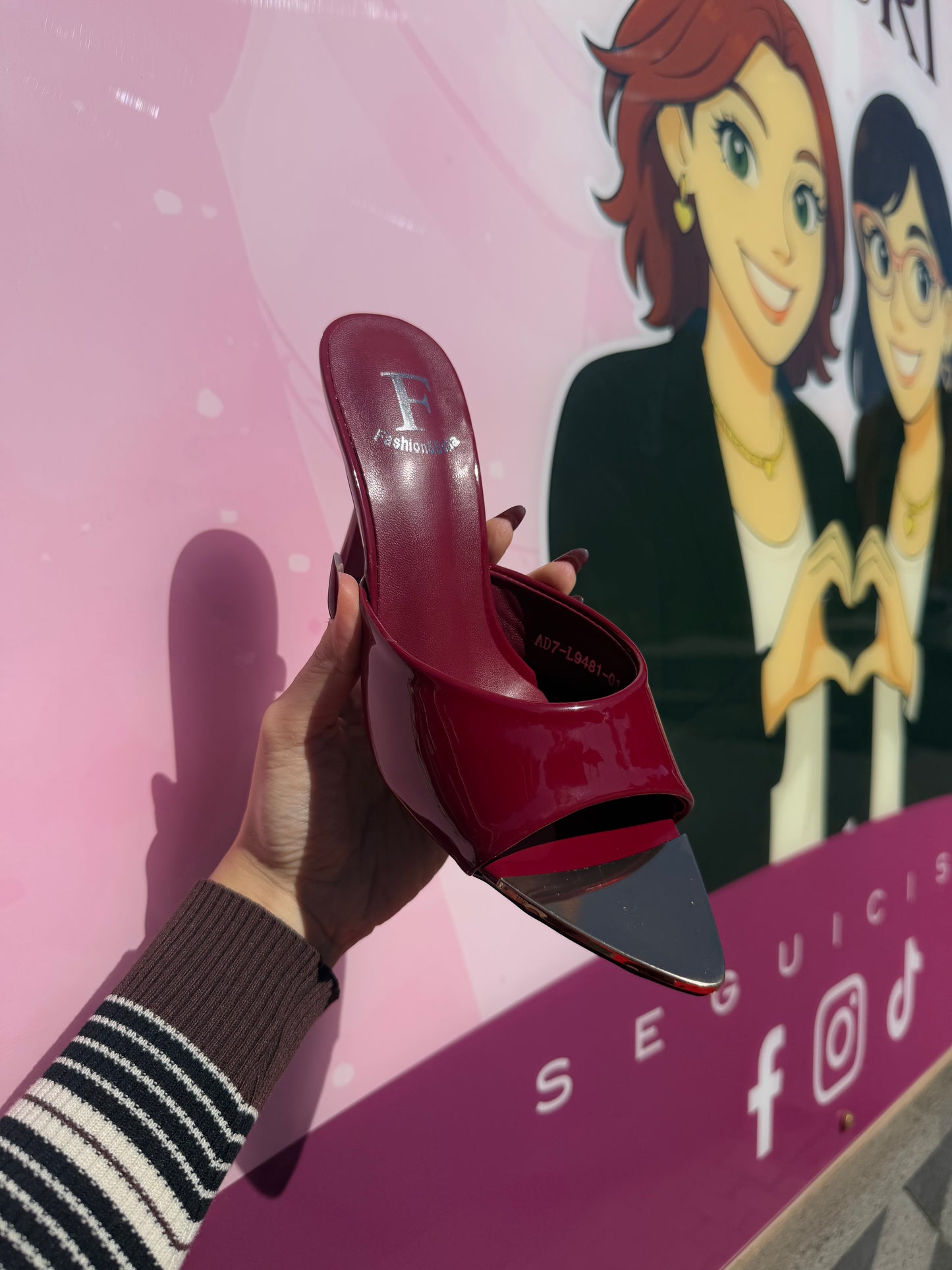 MULES BORDEAUX ✨