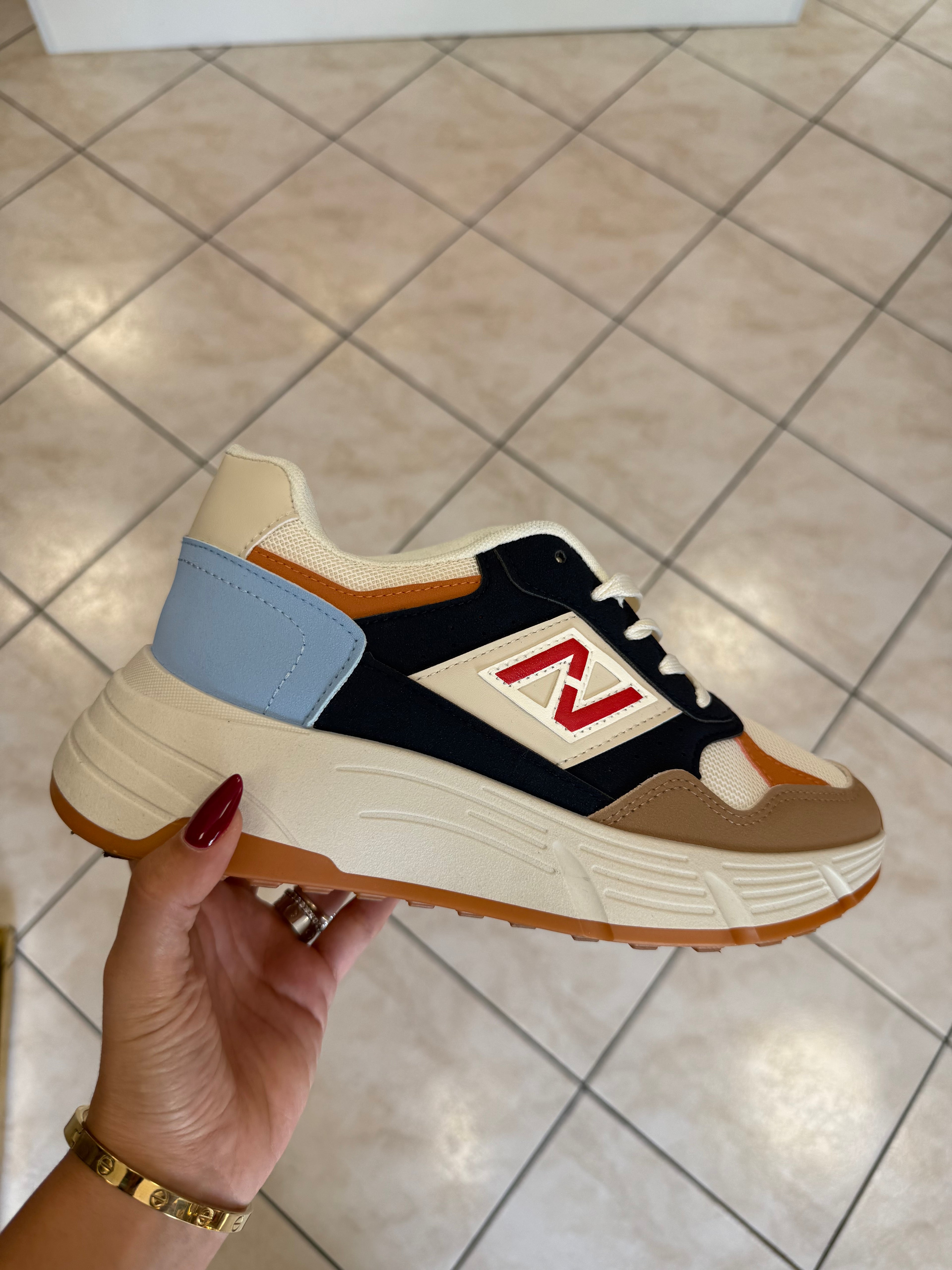SNEAKERS LOVE ✨