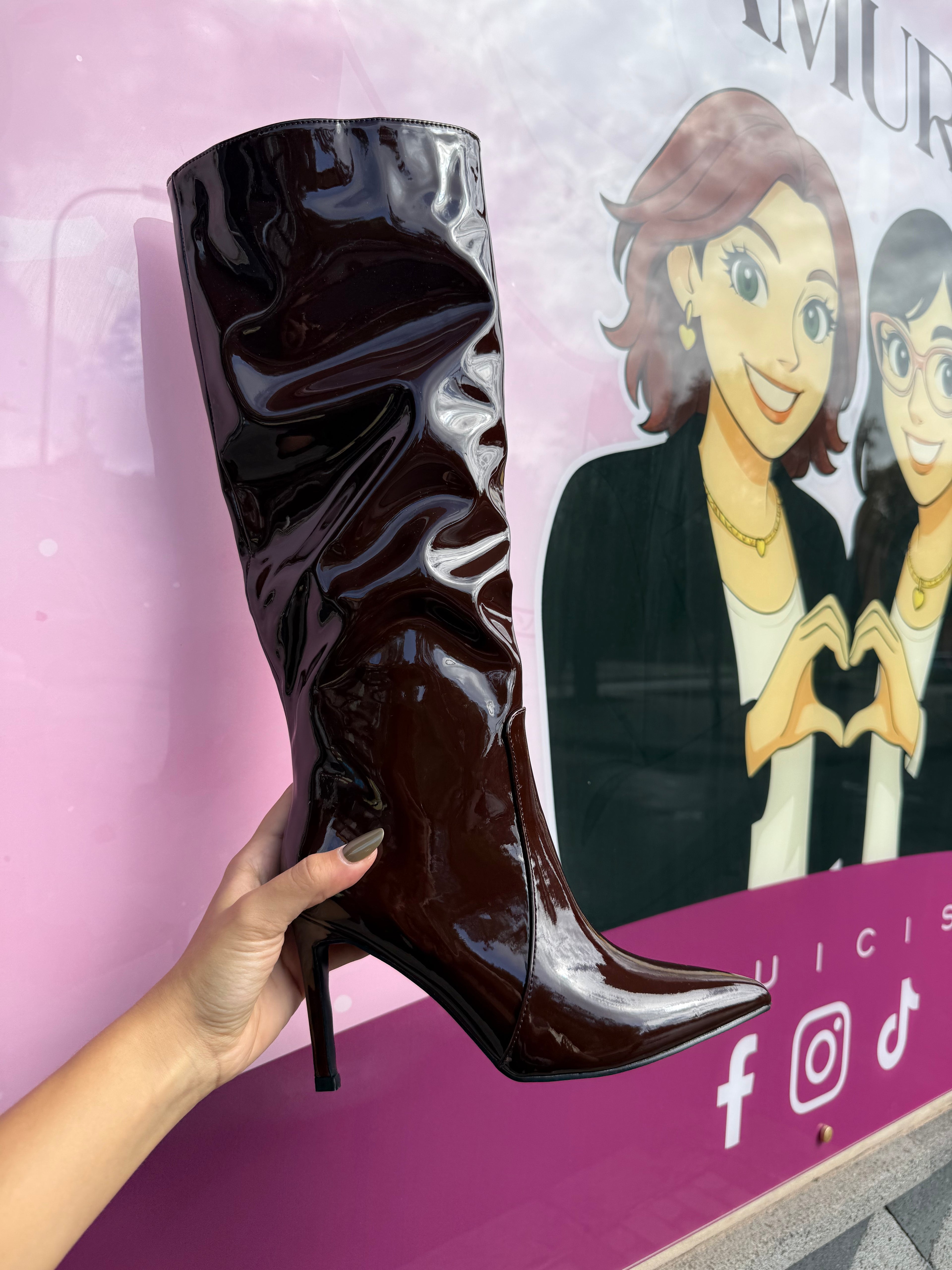 STIVALE VINILE NUTELLA